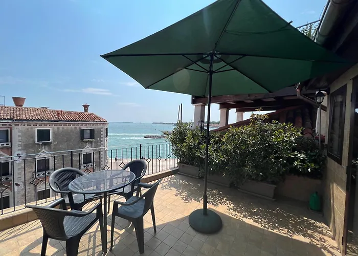 Ca\' Delfina Holiday Home